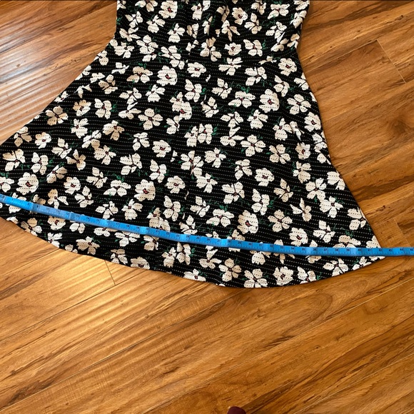 Torrid textured daisy dress Size 20 - Picture 9 of 12